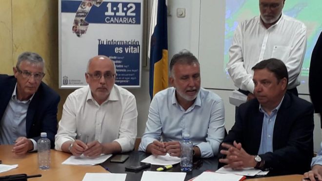 El trabajo del fuego de Gran Canaria se centrará este lunes en el flanco derecho y en Tamadaba