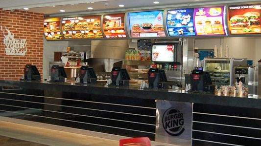 Burger King dona 50.000 euros al operativo de Cruz Roja en el fuego de Gran Canaria
