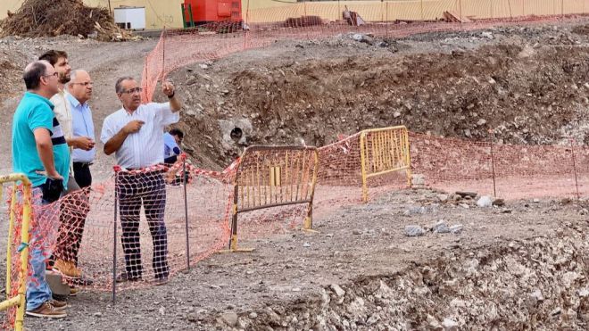 Curbelo valora el avance en las obras del Centro Sociosanitario