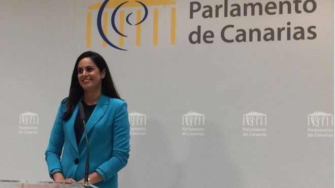 Aprobada por unanimidad mantener la deducción autonómica de 100 euros por gastos de estudios