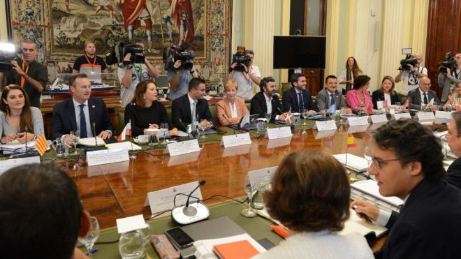 El Gobierno canario traslada al Ministerio de Agricultura las preocupaciones del sector primario