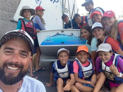 La Escuela de Deportes Náuticos consigue el premio en la campaña Ponte Pilas