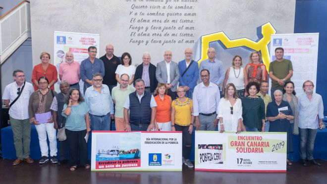 La actuación del cantautor Luis Pastor entre las actividades del Encuentro Gran Canaria Solidaria 2019