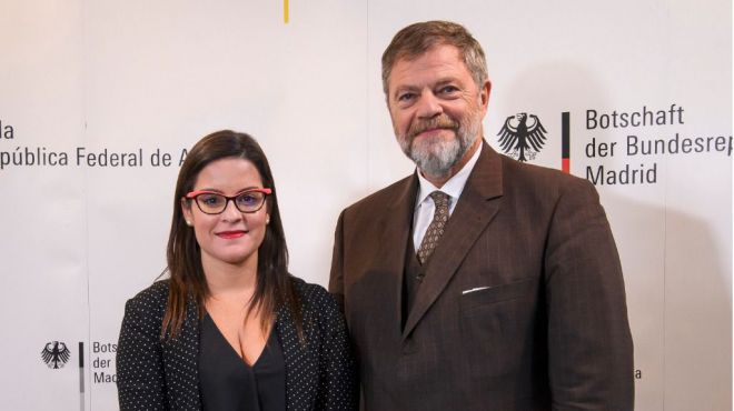 Castilla plantea al embajador alemán la exención al impuesto al queroseno