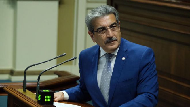 Román Rodríguez defiende el refuerzo de la Agencia Tributaria Canaria para combatir el fraude fiscal