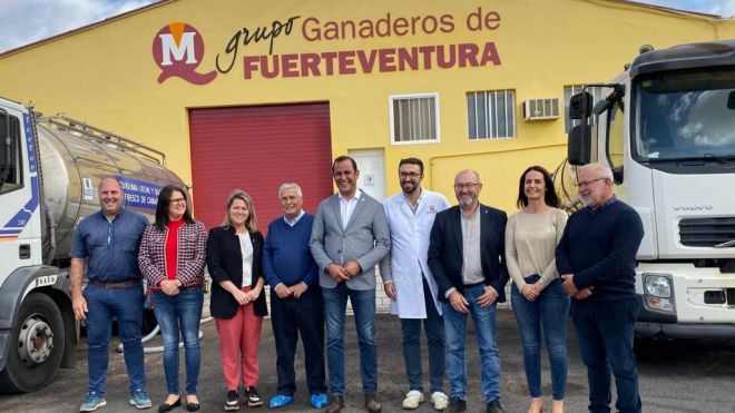 Gobierno y Cabildo establecen líneas de colaboración para desarrollar el sector isleño