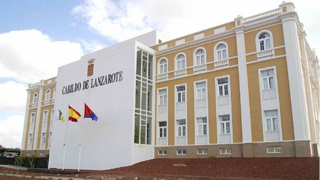 El TSJC obliga al Cabildo de Lanzarote a informar sobre el contrato con el Canal Isabel II