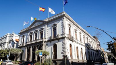 El Ayuntamiento de Santa Cruz se marca el objetivo de papel cero y prevé ahorrar cerca de un millón de folios al año
