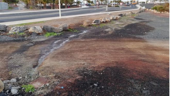 Cs urge a solucionar de una vez por todas los constantes vertidos de aguas fecales en Playa Blanca