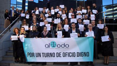 El ICATF se suma a la concentración en defensa de la dignidad del Turno de Oficio