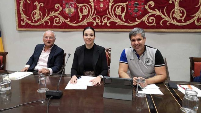 ASG insiste en la importancia del cable submarino Tenerife-La Gomera para el transporte de energía