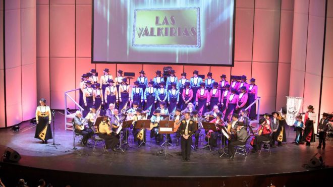 Las Valkirias logran el primer premio de interpretación en el concurso de rondallas