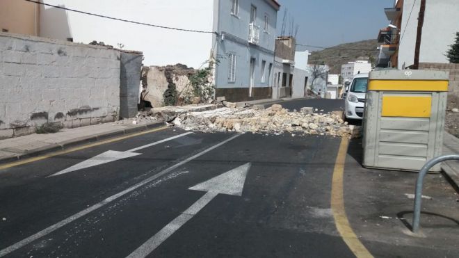 200 incidencias en Guía de Isora debido a las fuertes rachas de viento
