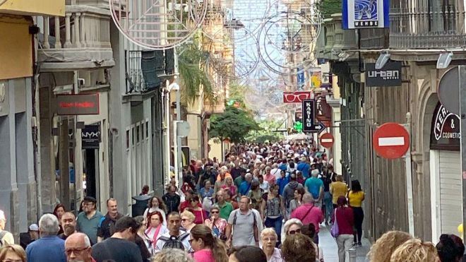 Canarias y Baleares sufrirán la mayor caída económica de todas las comunidades por el Covid19