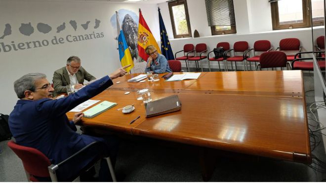 Rodríguez reclama formalmente al Estado autorización para usar el superávit contra el coronavirus