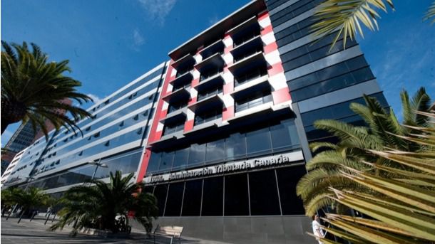 Hacienda aprueba nuevas medidas para aliviar las obligaciones fiscales de las empresas canarias