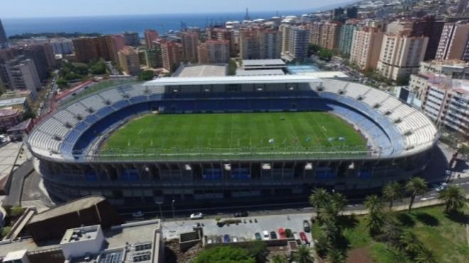 Ashotel propone a Federación y Liga terminar los partidos que restan de temporada en Canarias