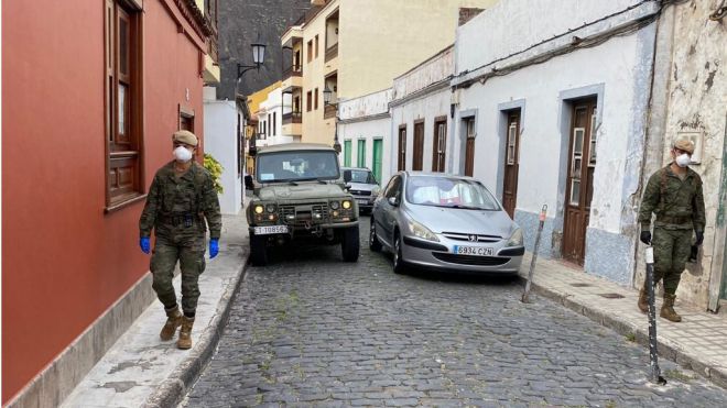 Las unidades del Ejército de Tierra en Canarias alcanzan el mes en sus actividades dentro de la Operación Balmis contra el COVID 19