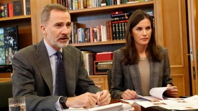 Los Reyes se interesan por la situación hospitalaria del COVID-19 en Canarias