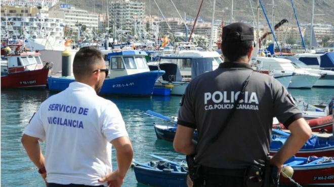 Transición Ecológica recogerá 250 muestras para analizar la calidad de las aguas en Canarias