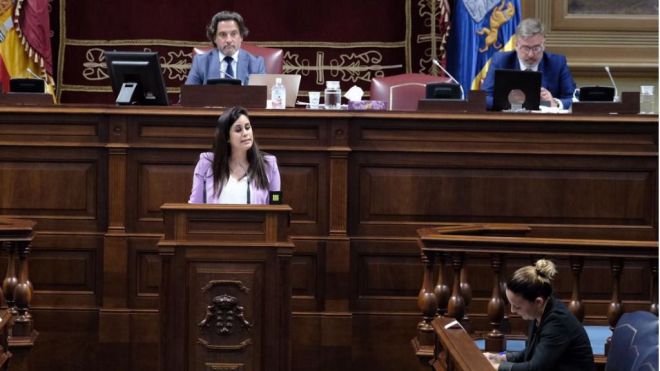 “La realidad ha desmontado a Podemos sus promesas para cambiar el modelo económico de Canarias”