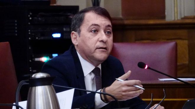 “El Cabildo no puede dejar tirados a los mayores de la isla y a los trabajadores del Programa Ansina”