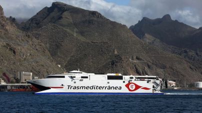 Naviera Armas Trasmediterránea reactiva sus líneas interinsulares