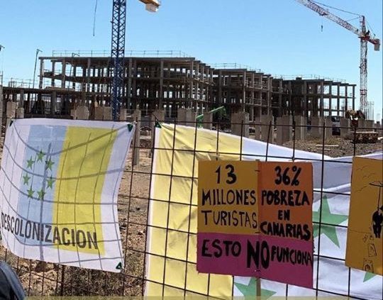 El Gobierno de Canarias exige al Ayuntamiento que suspenda la construcción del hotel de La Tejita