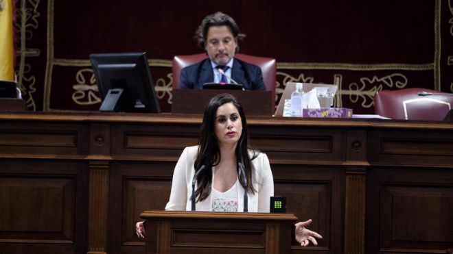 Espino acusa a Torres de actuar con sectarismo en Sanidad