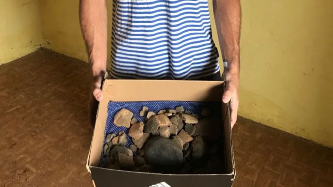 Donan restos arqueológicos al Museo Benahoarita, que revelan un nuevo yacimiento