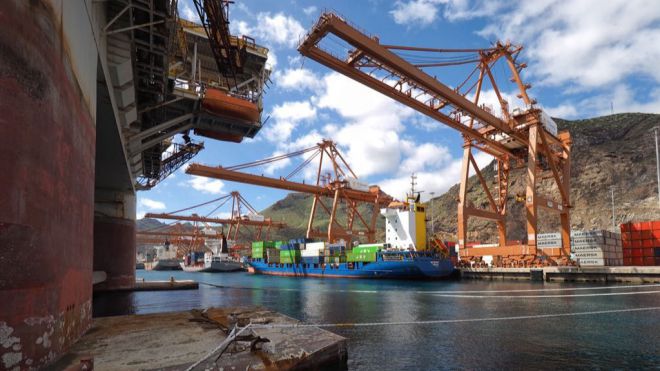El tráfico total de Puertos de Tenerife descendió un ocho por ciento hasta el mes de mayo