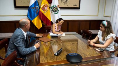 Santa Cruz cierra un acuerdo con Fred Olsen para la movilidad de deportistas entre islas