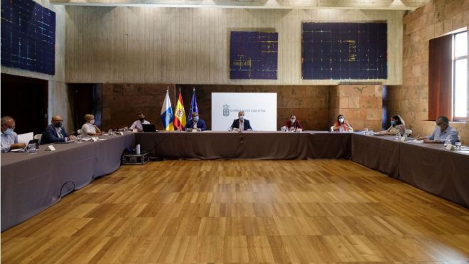 El Gobierno de Canarias ultima el documento final del Plan para la Reactivación Social y Económica por la crisis de la COVID-19