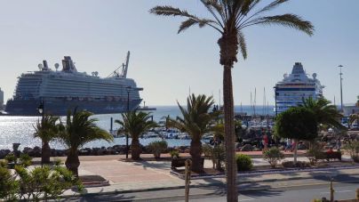 El muelle de Puerto del Rosario recibirá los primeros cruceros en el mes de noviembre