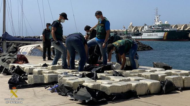 La Guardia Civil interviene 1000 kilogramos de cocaína en la novedosa 'ruta marítima africana' del narcotráfico internacional