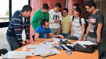 Los estudiantes de la ULL y ULPGC reclaman soluciones a la problema&#769;tica de las tasas