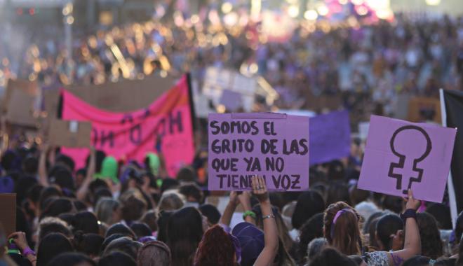 “Hacer coincidir la cabalgata con el 8M es una falta de respeto a quienes más sufren la precariedad en Canarias”
