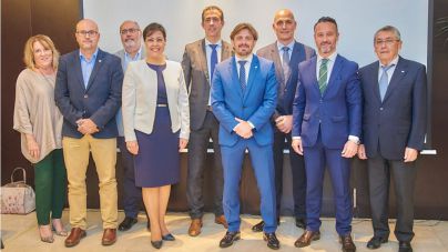 Los hoteleros priorizan preservar el empleo e insisten en aplazar la subida salarial del convenio