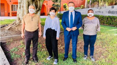 Mascarillas comunicativas para el estudiantado con discapacidad auditiva