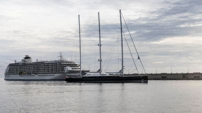 El puerto de Tenerife recibe al mayor velero de aluminio del mundo