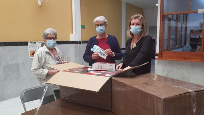 Tegueste repartirá 4.000 mascarillas donadas por Cáritas entre los menores de familias vulnerables