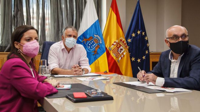 Se intensifican las negociaciones para que en diciembre haya un único criterio para el control de viajeros