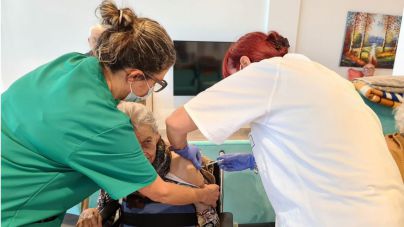 Canarias en mitad de tabla de la campaña de vacunación en España con el 21,2% de las dosis ya administradas