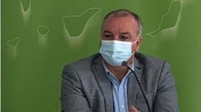 Luis Campos plantea un acuerdo singular con Canarias para ampliar los ERTE hasta el final del próximo verano