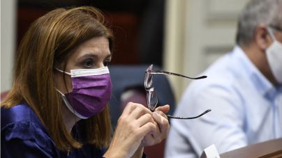 Carmen Hernández solicita al Gobierno que revise las restricciones al sector deportivo
