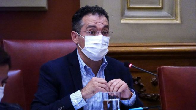 Santa Cruz aprueba la Ordenanza de Publicidad Exterior y delega en la Comunidad Autónoma los informes ambientales