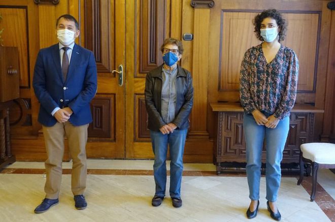 Santa Cruz felicita a “Mercia” Rodríguez por un nuevo récord de España con 83 años