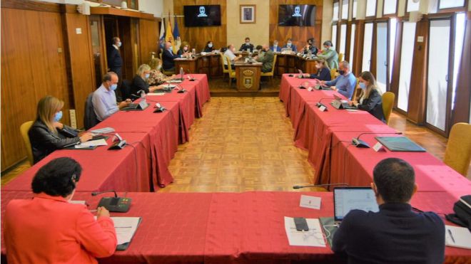 La Palma al completo pide al Gobierno de Canarias que recupere la totalidad de los fondos del Fdcan