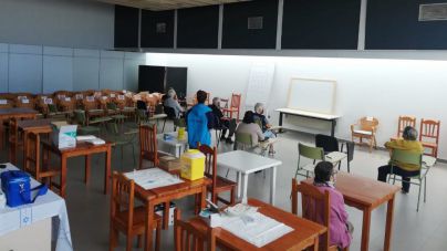 Los equipos de vacunación contra la COVID-19 en Canarias administran por primera vez más de 7.000 dosis en un solo día