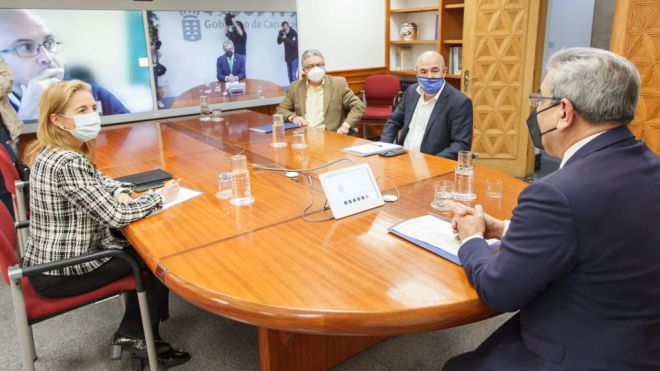 Rodríguez intensifica el diálogo con las patronales turísticas para rentabilizar las ayudas dirigidas al sector desde Canarias y el Estado